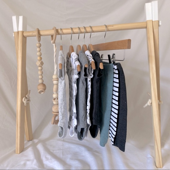 Baby onesies & bottoms - Picture 1 of 7